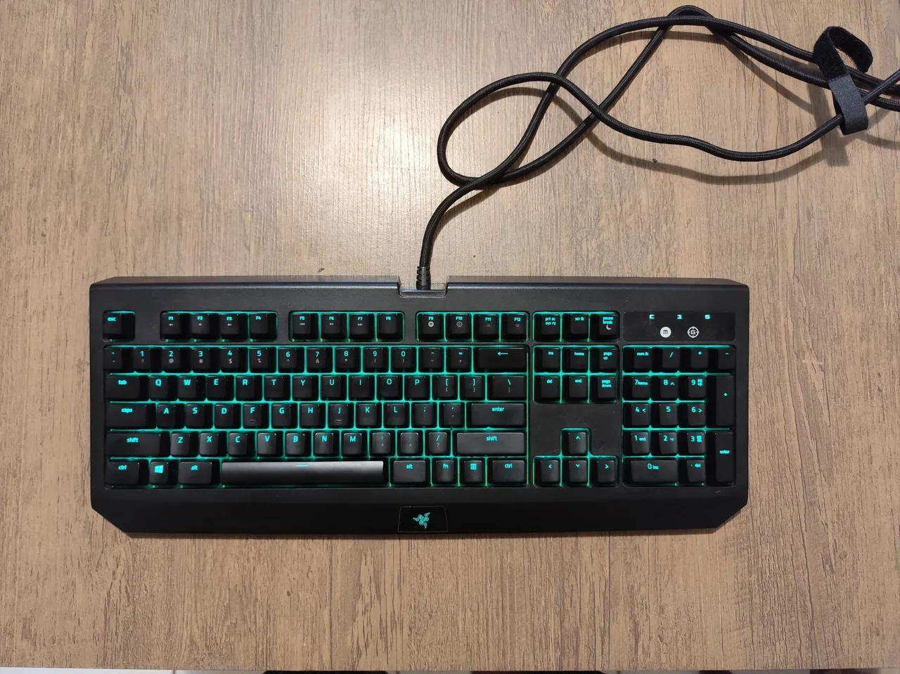 Teclado Mecânico Gamer Razer BlackWidow Ultimate 2016 - Preto - USADO