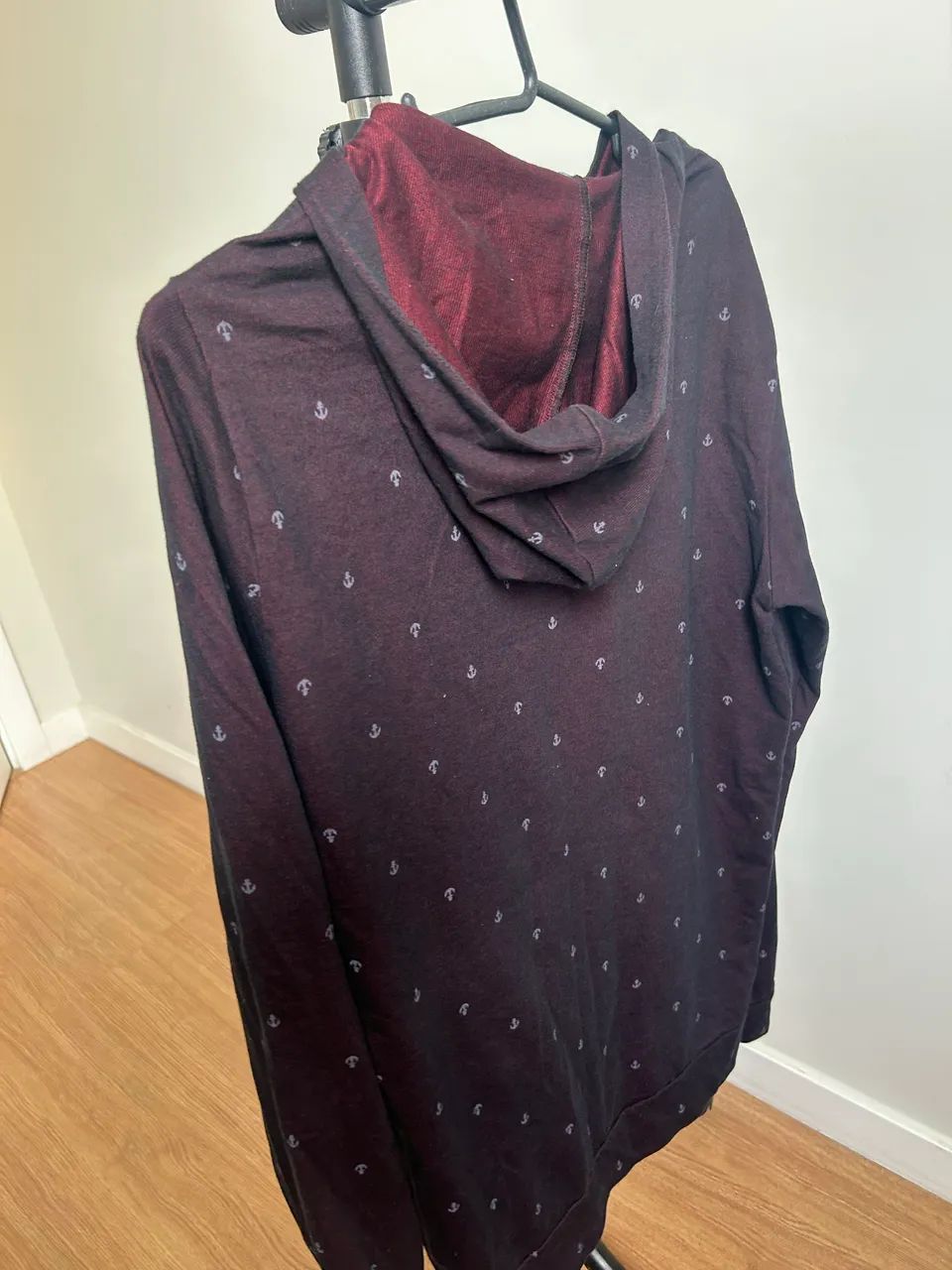 Blusa com capuz  tamanho M - Foto 3