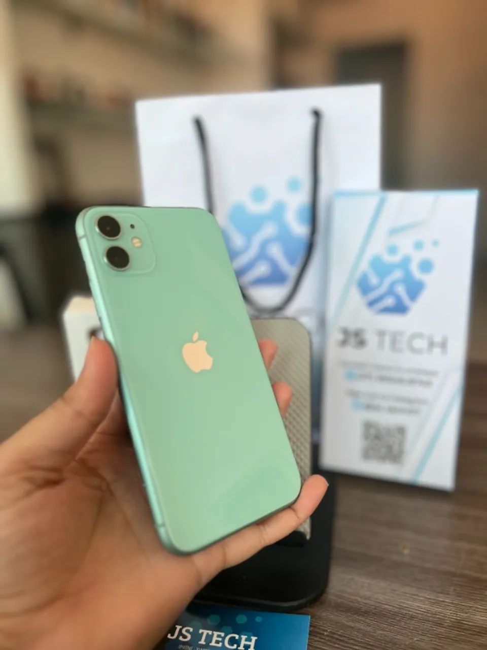 iPhone11 128GB グリーン Apple iPhone 11 128GB Verde - Leapfone