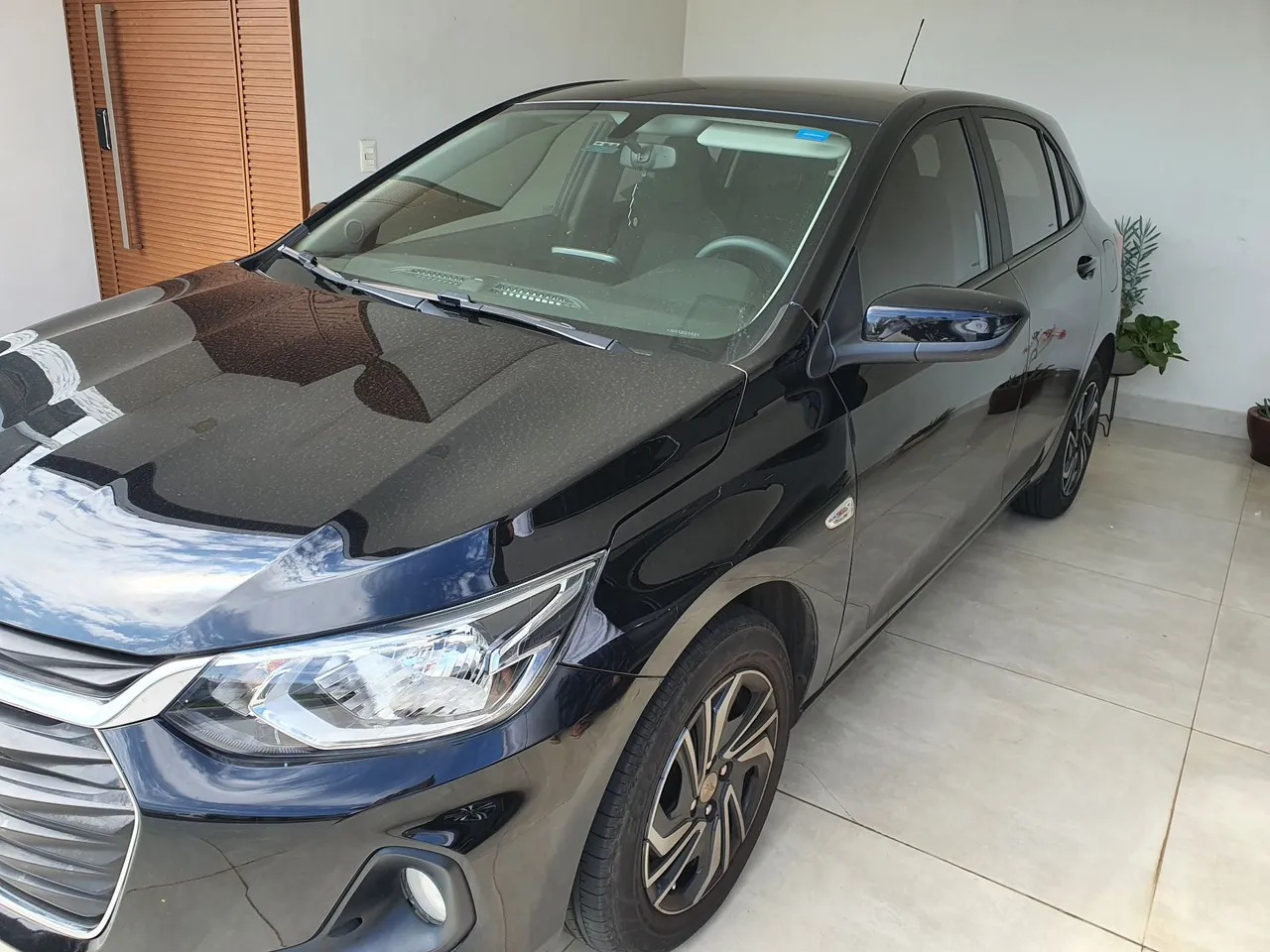 Onix LT 1.0 aspirado