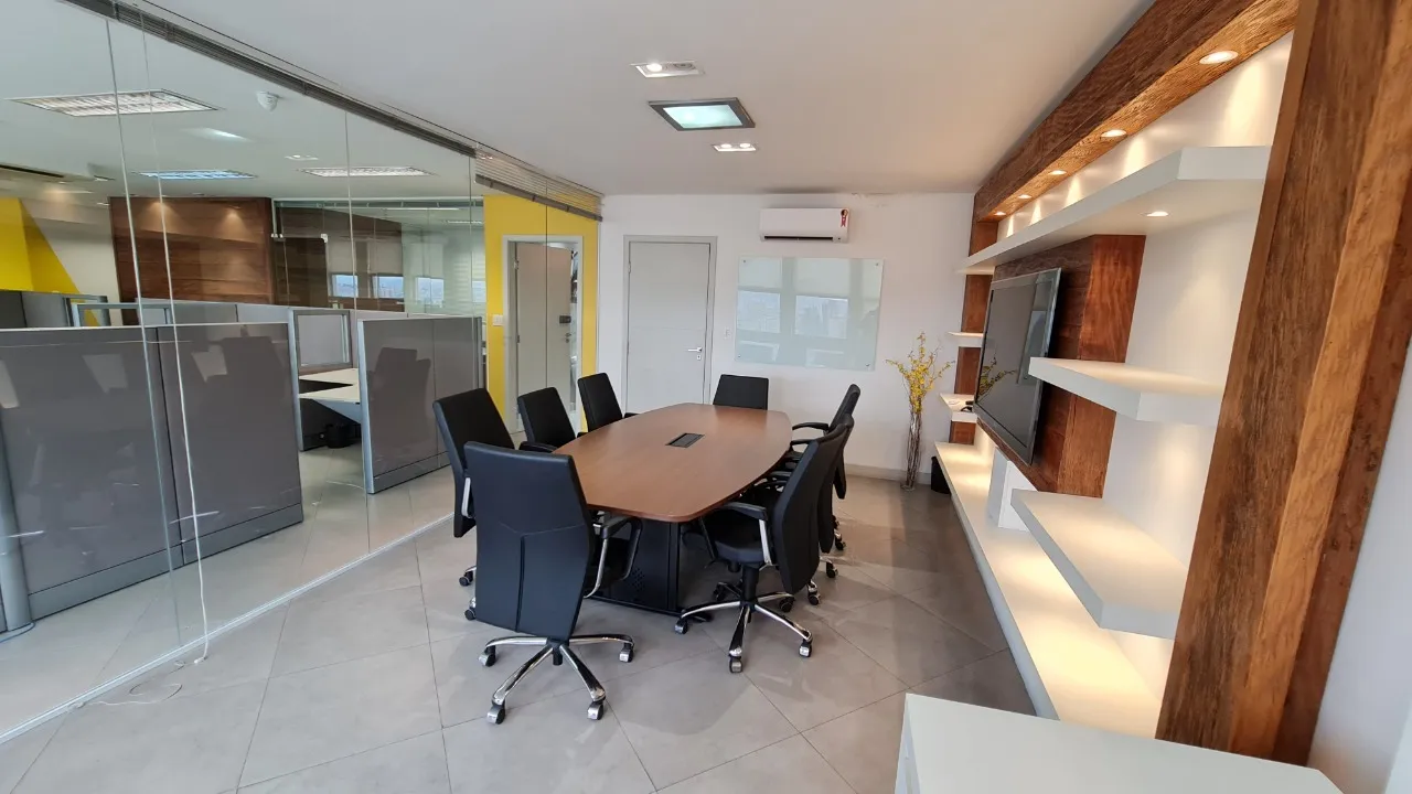 CJTO MOBILIADO, 186M², PRÓXIMO ESTAÇÃO DE METRÔ