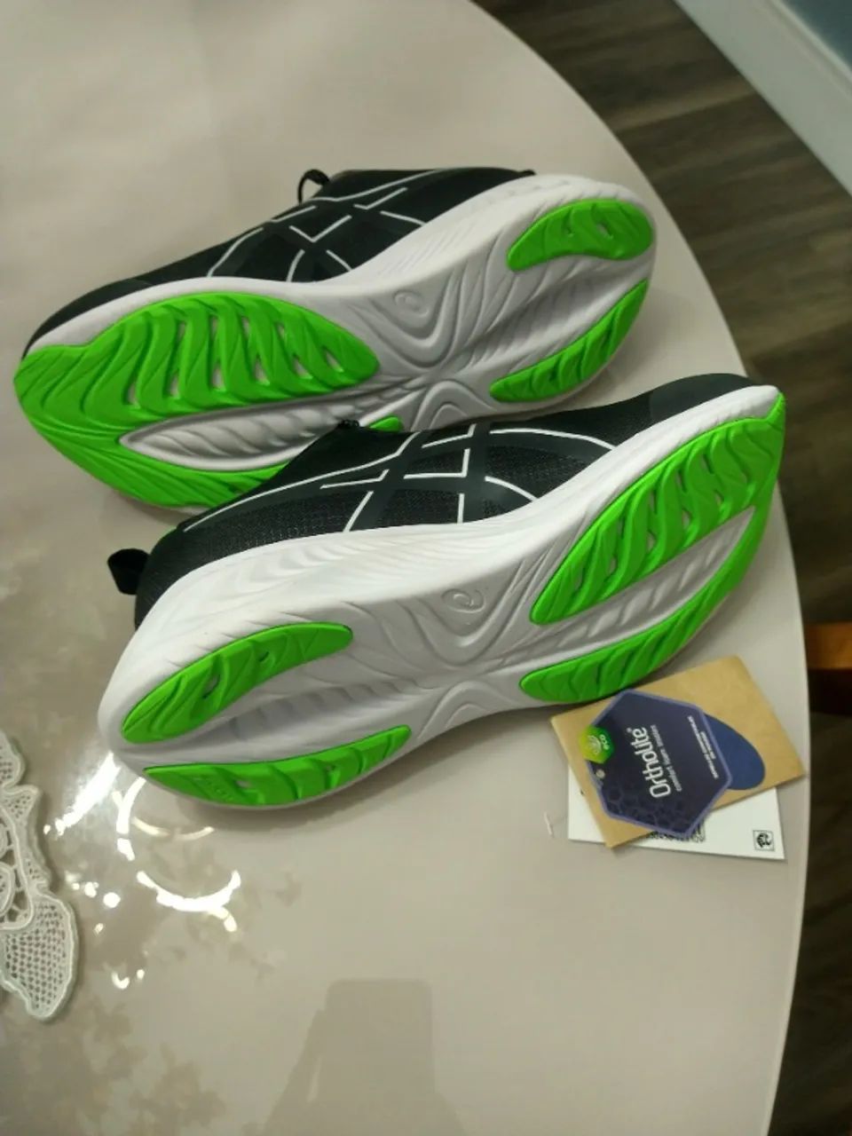 Tênis Asics gel cumulus 25 - lite-show - preto e verde - preto+verde - Foto 2