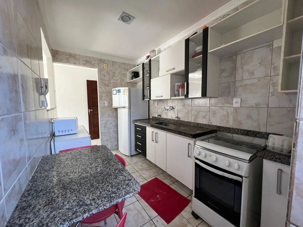 Imóvel para aluguel tem 63 metros quadrados com 2 quartos em Bessa - João Pessoa - PB
