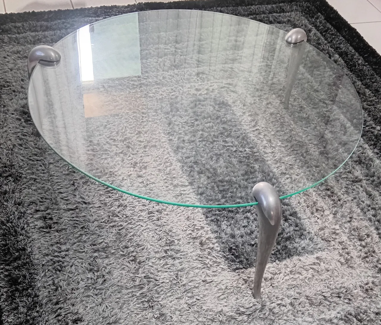 Mesa de centro de vidro tranparente