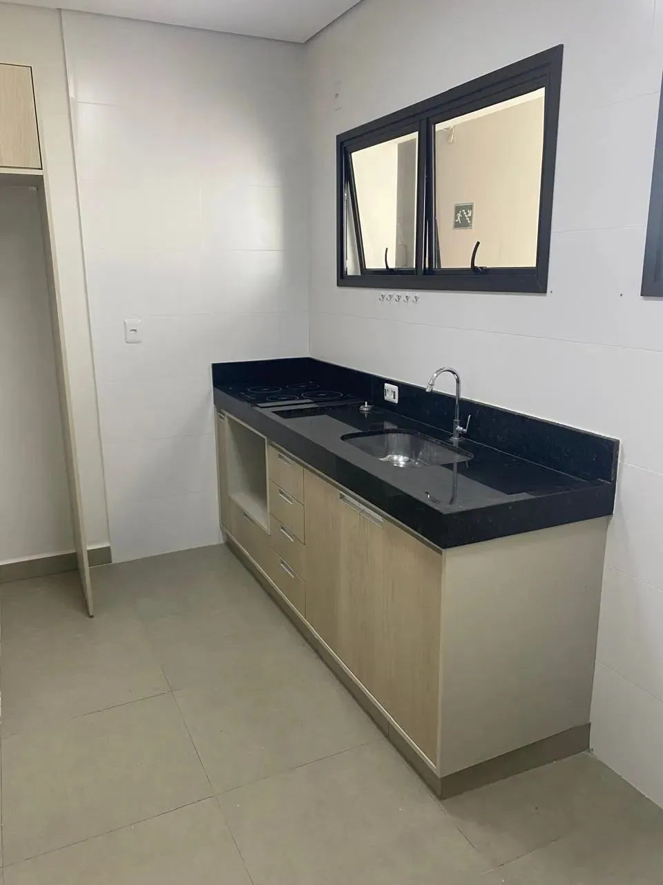 Apartamento na Av Getúlio Vagas