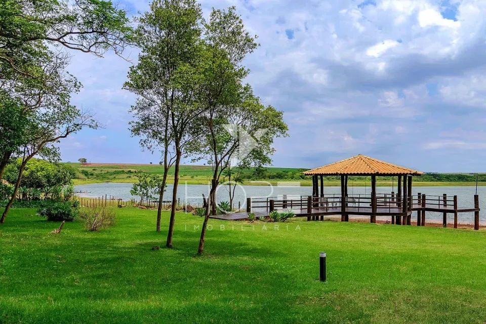 CASA DE CAMPO DE ALTO PADRÃO AS MARGENS DA REPRESA CAPIVARA - Foto 3