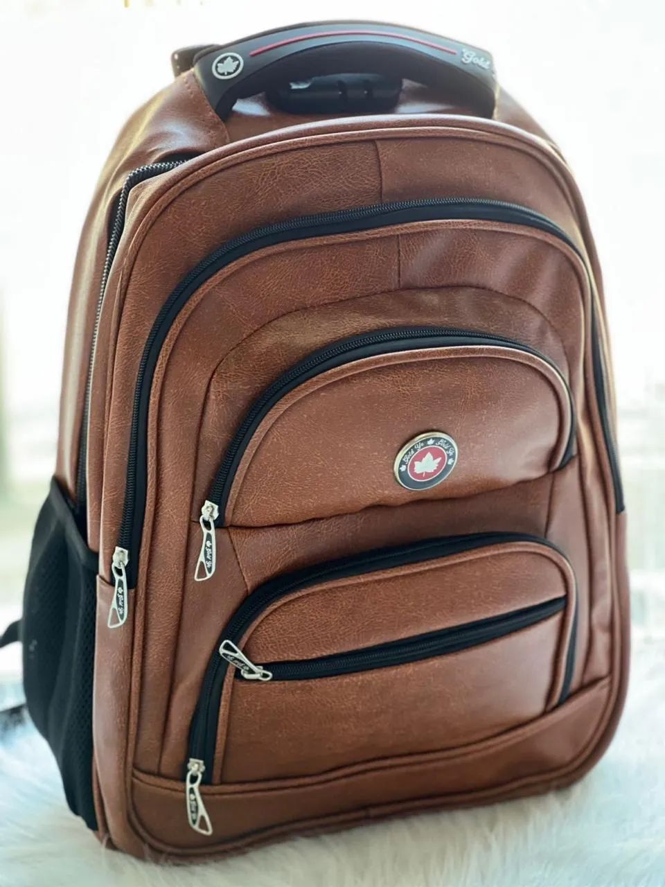 Mochila de couro sintético  - Foto 5