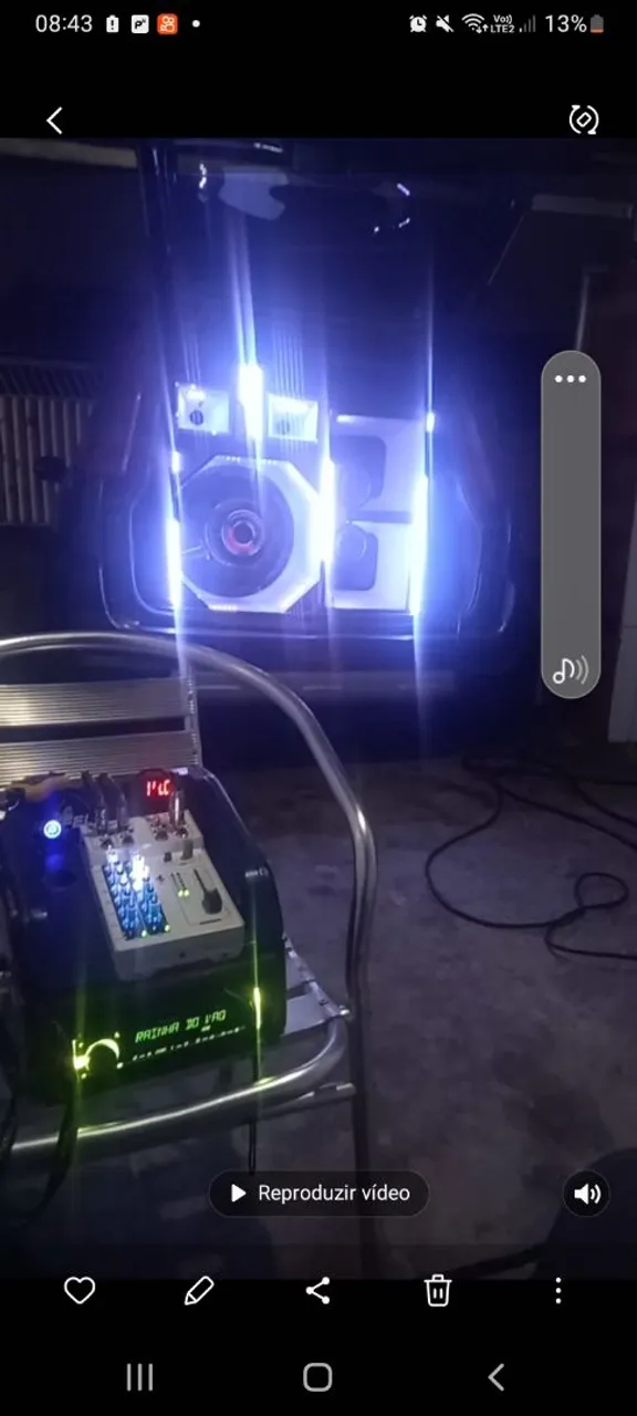 Som automotivo completo com LEDs