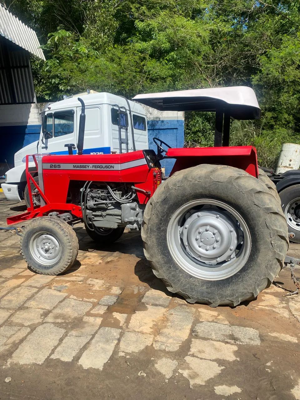 Trator agrícola - Foto 4