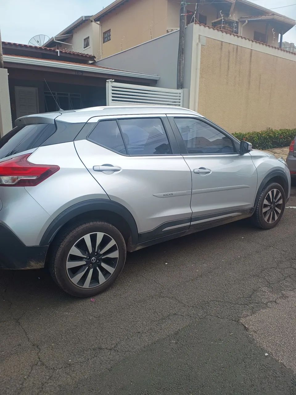 Nissan kicks SV automático completo  - Foto 3
