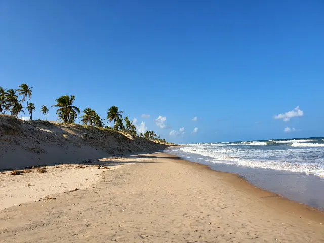 Terreno na orla litorânea de Conde, Bahia