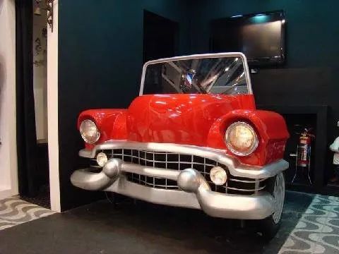 Temáticos de Fibra de Vidro - Quiosques, Móveis, Balcões, Carros, Brinquedos