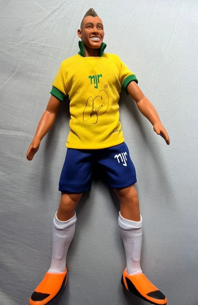 Boneco Neymar Jr. Brasil - Foto 2