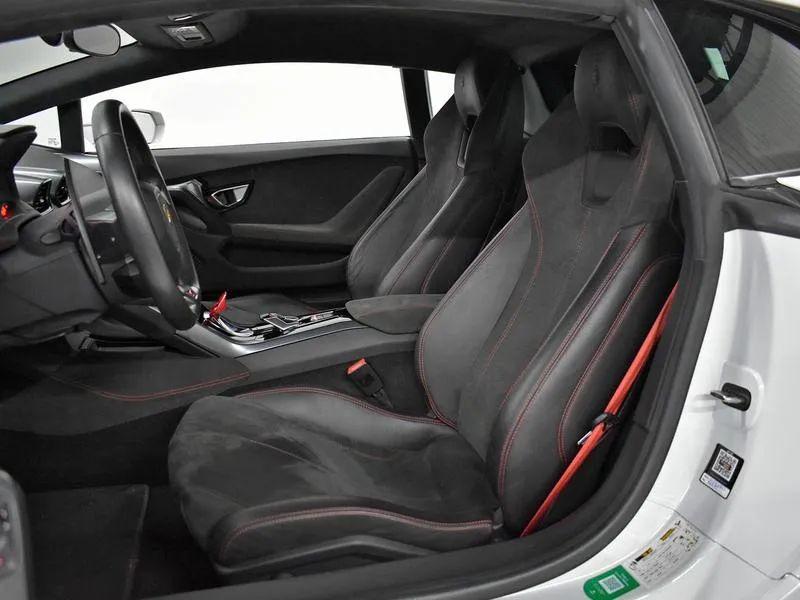 Lamborghini Huracan Coupe LP 610-4, foto 12 de 15