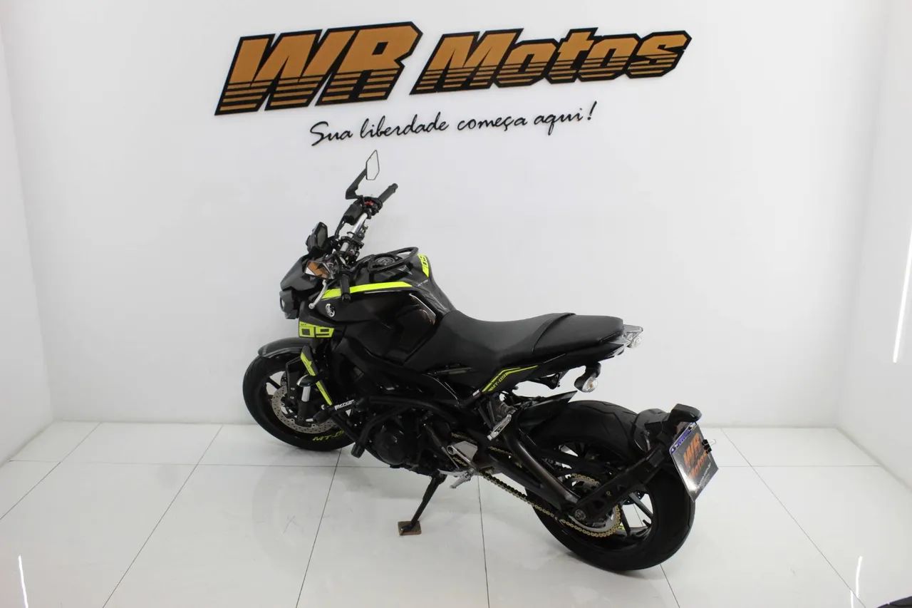 YAMAHA MT-09 - Foto 4