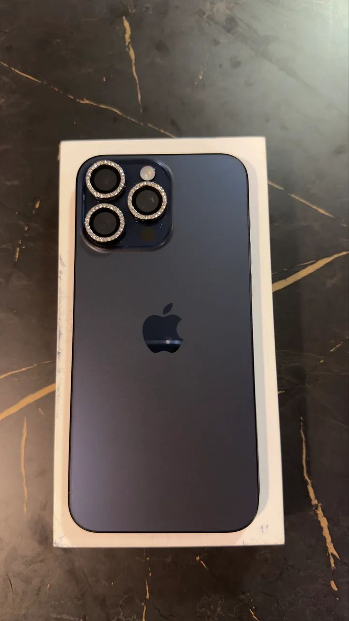 iPhone 15 Pro Max - Foto 2