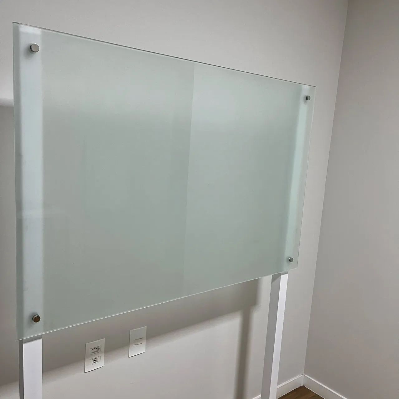 Lousa em Vidro Branco 120cm x 80cm - Foto 3
