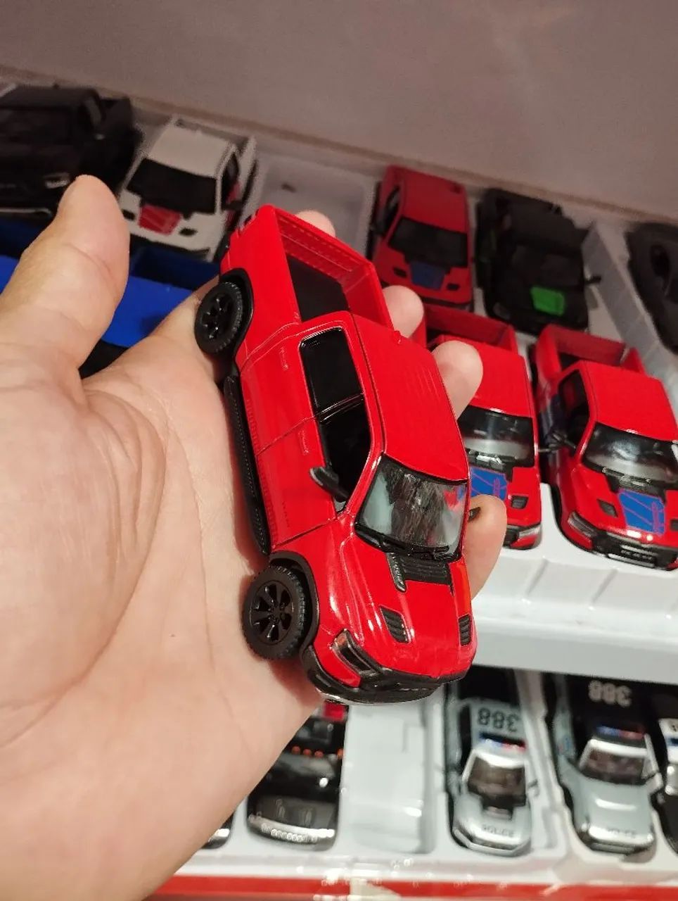 Carrinhos colecionáveis  - Foto 4