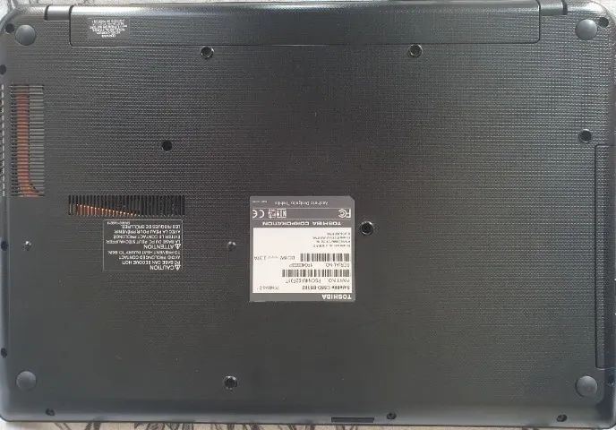 Notebook Toshiba Satellite C55D-B excelente estado - Foto 2