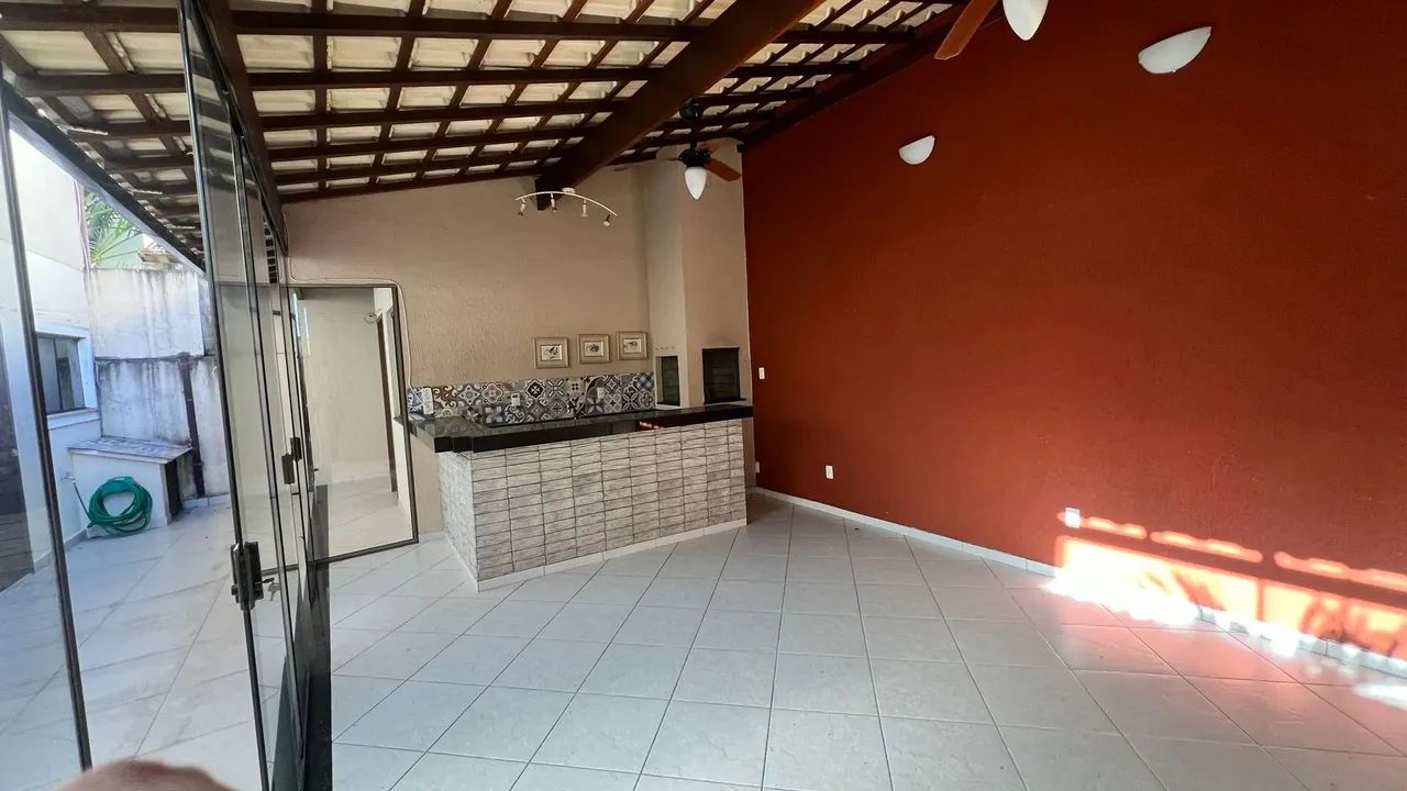 Condomínio do Edifício Residencial Riviera Hills - Casa com 3 Quartos sendo uma suíte no C - Foto 4