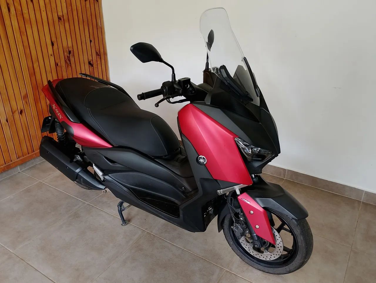 Yamaha XMAX 250