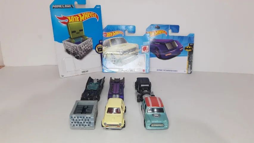 Hot Wheels batmoveis e outros lote - Foto 2