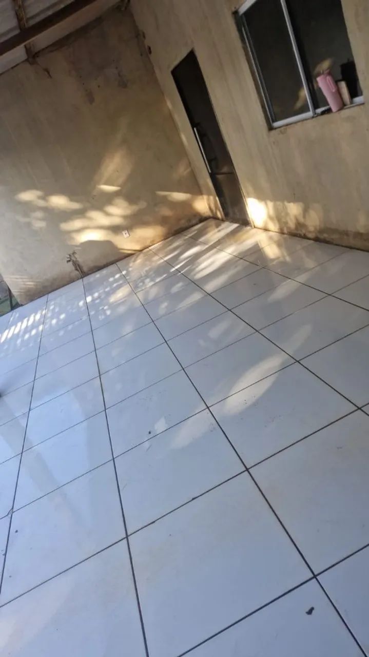 Alugo casa 
