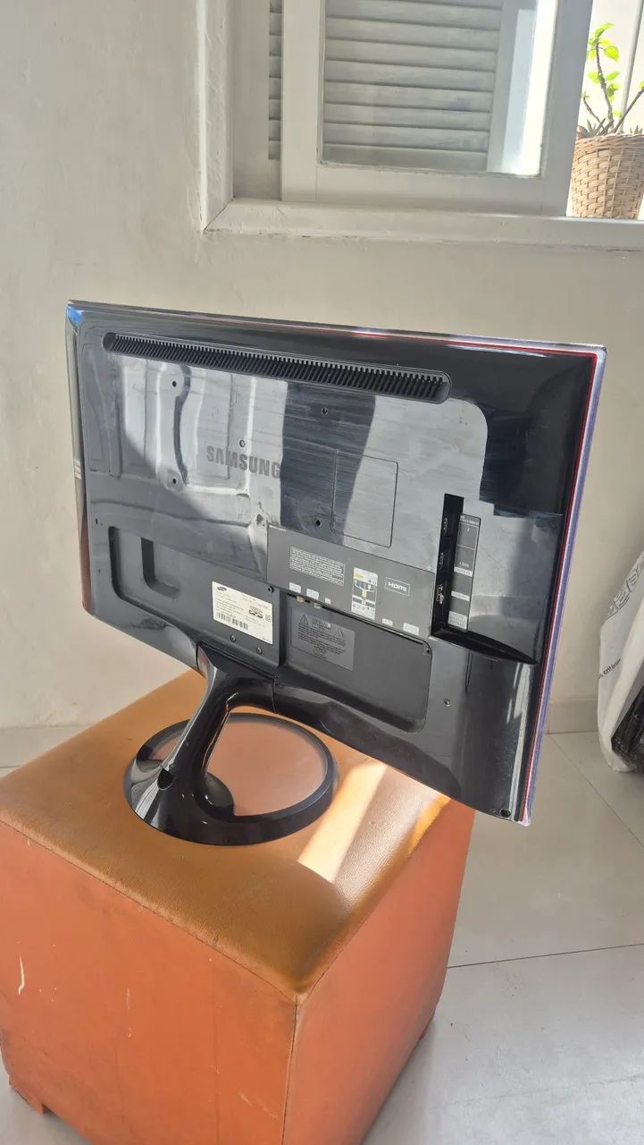 Monitor TV Samsung LT27A550 27 polegadas - Foto 4
