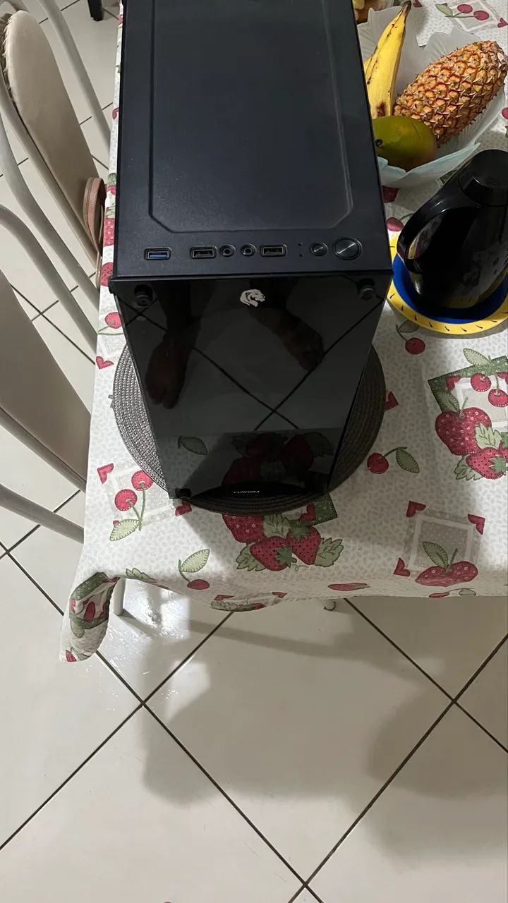 gabinete gamer com fonte 500w - Foto 2