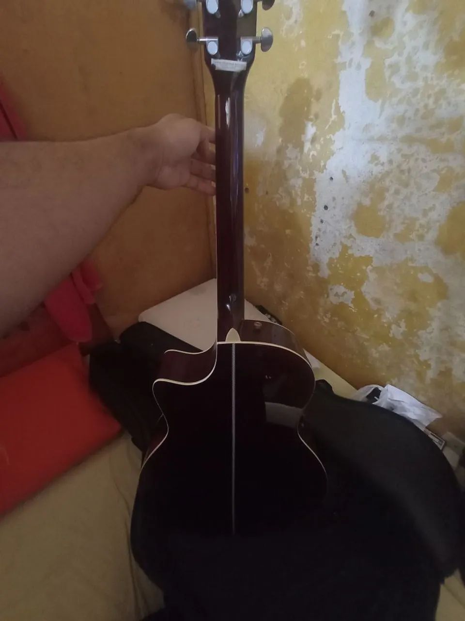 Violão giannini