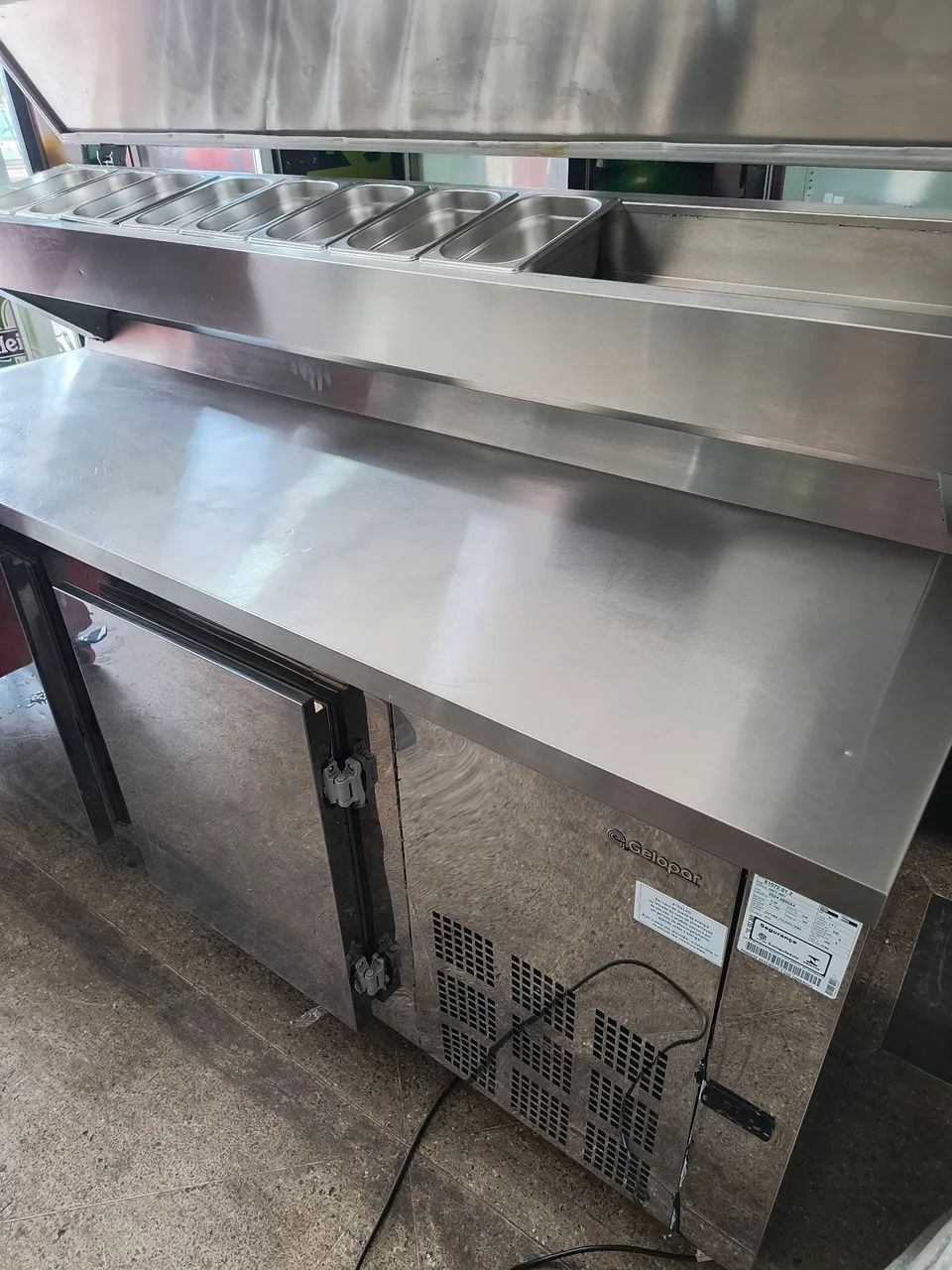 Balcão Refrigerado Inox 2Portas + Condimentadora 2 metros Gelopar Otimo Estado - Foto 5