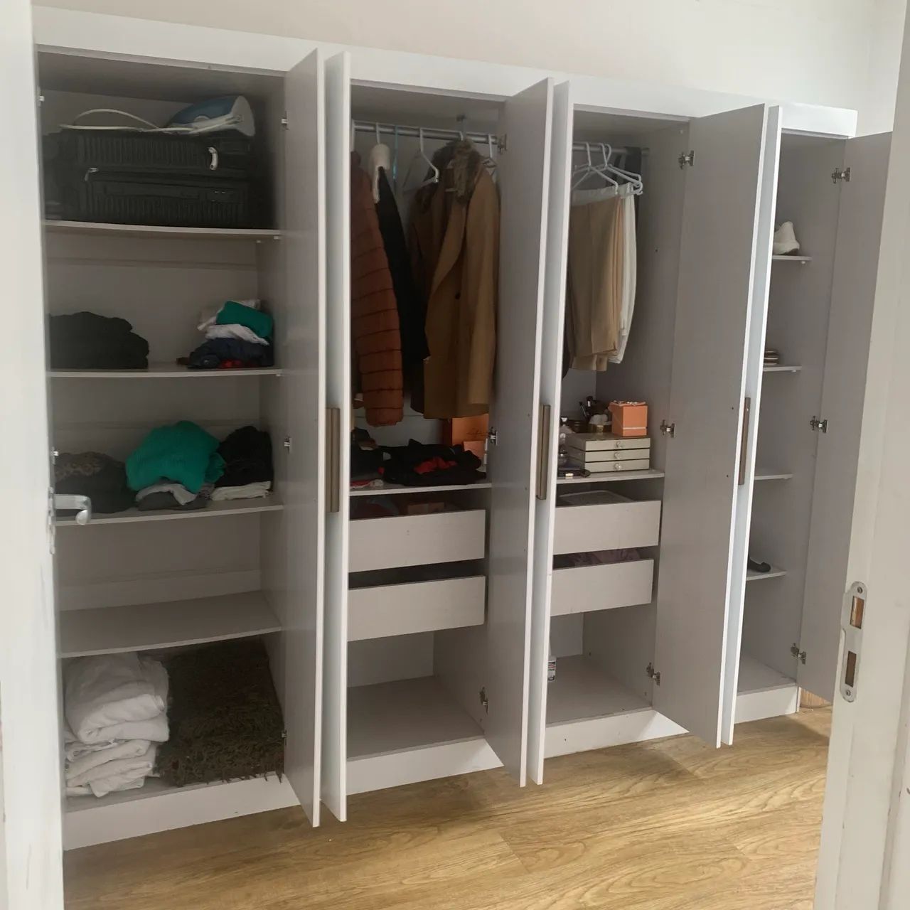 Guarda Roupa - Foto 2