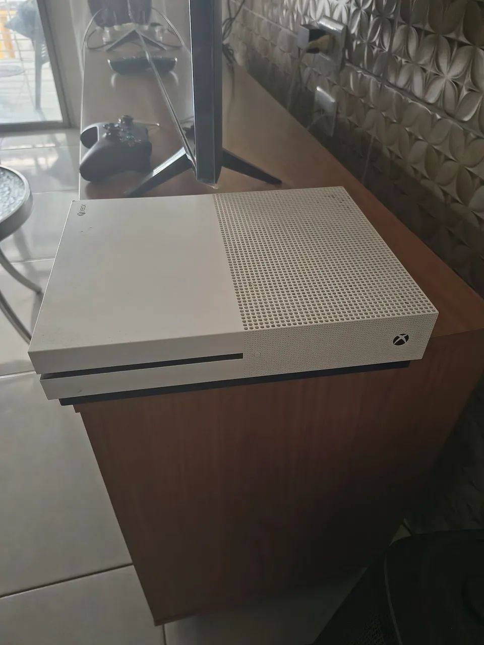 Xbox One S 1TB - Foto 2