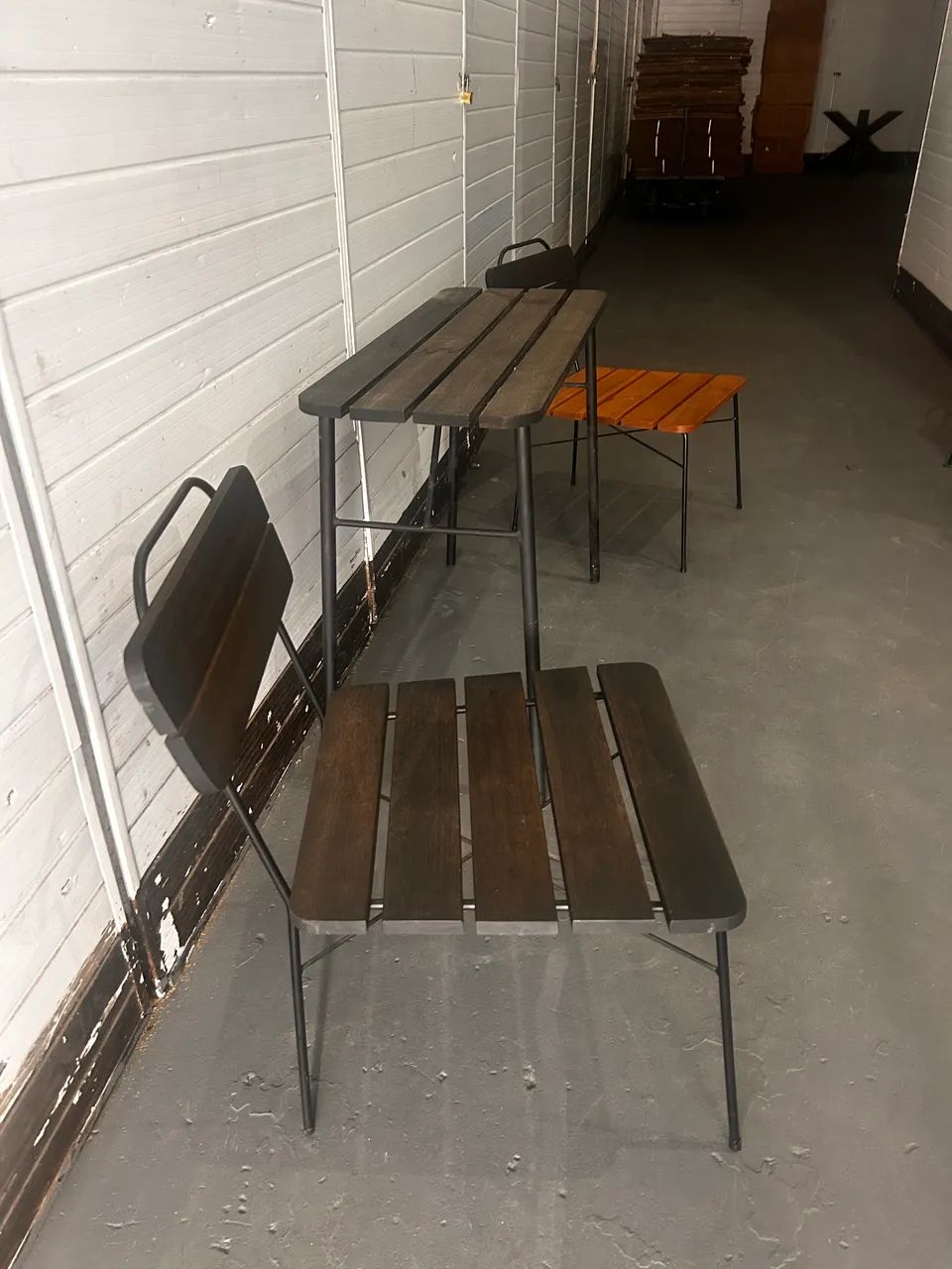 Jogo de mesa e duas cadeiras  - Foto 3