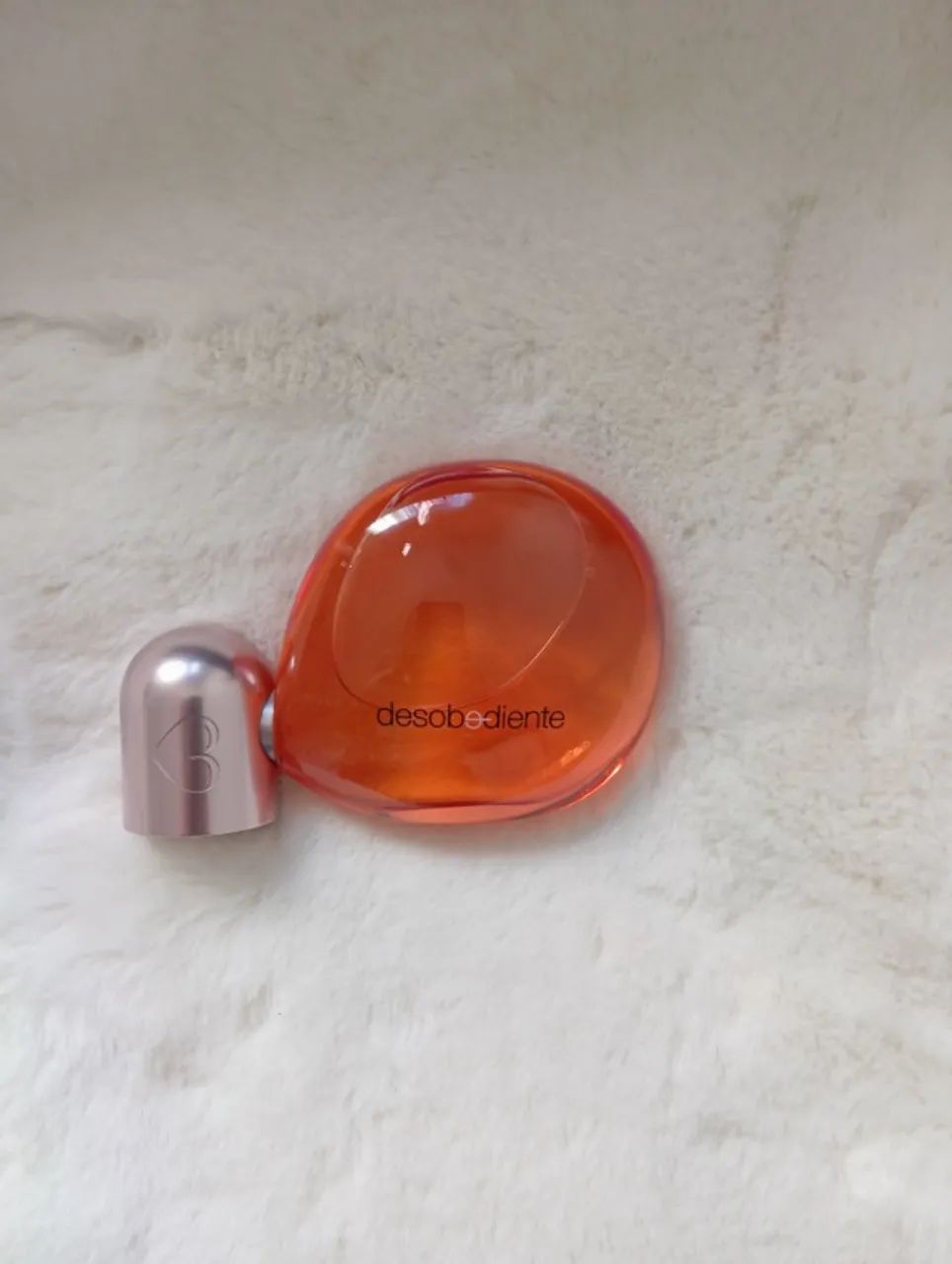 PERFUME DESOBEDIENTE