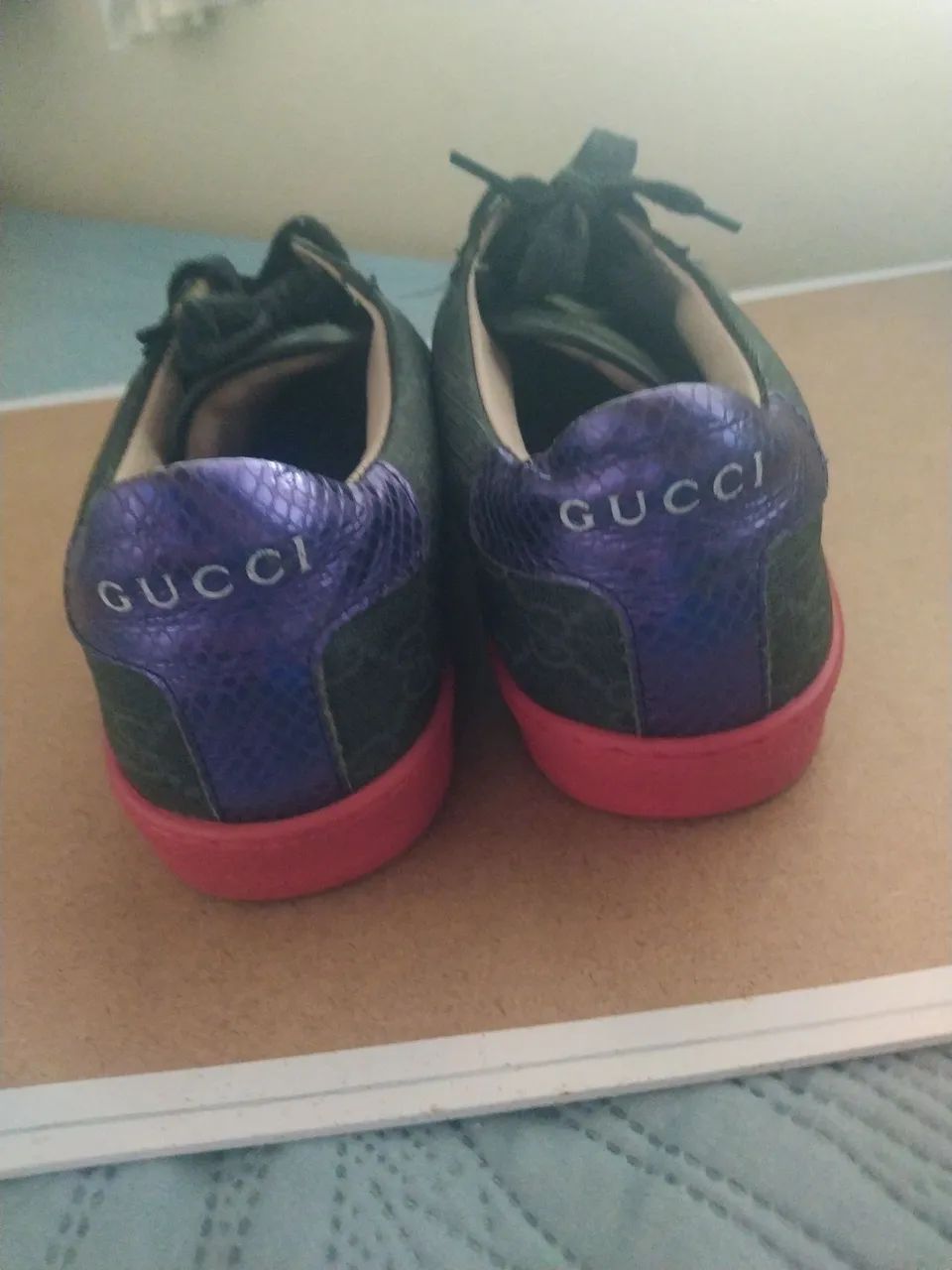 Tênis Gucci - Original e novo - Foto 2