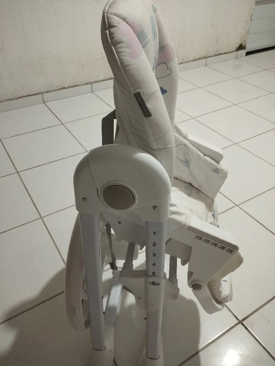 Vendo cadeira de alimentação para bebê  - Foto 4