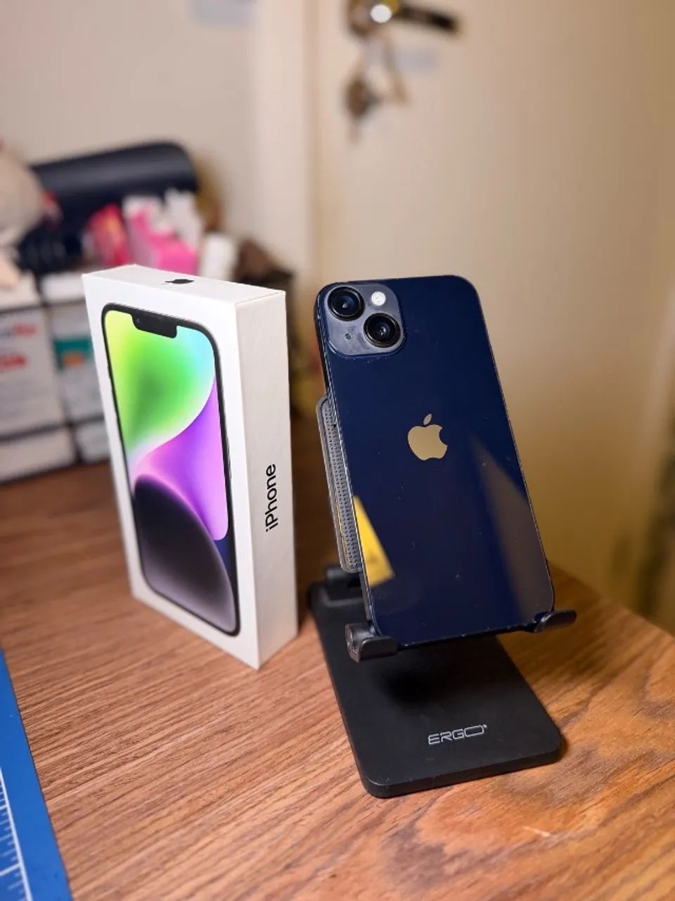 iPhone 14 com caixa original e nota fiscal