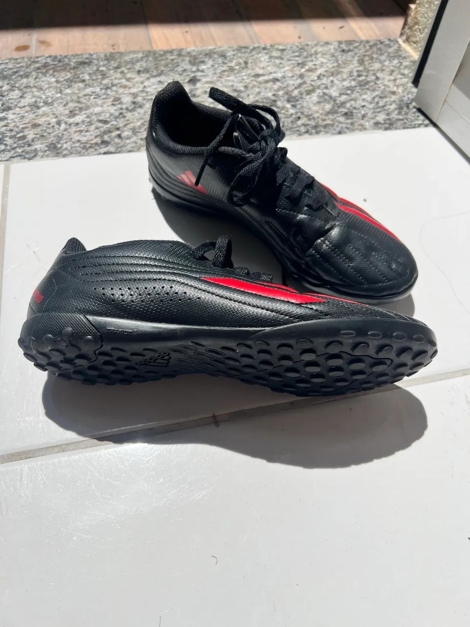 Chuteira Society Adidas Deportivo III Masculino Preto e Vermelho  - Foto 5