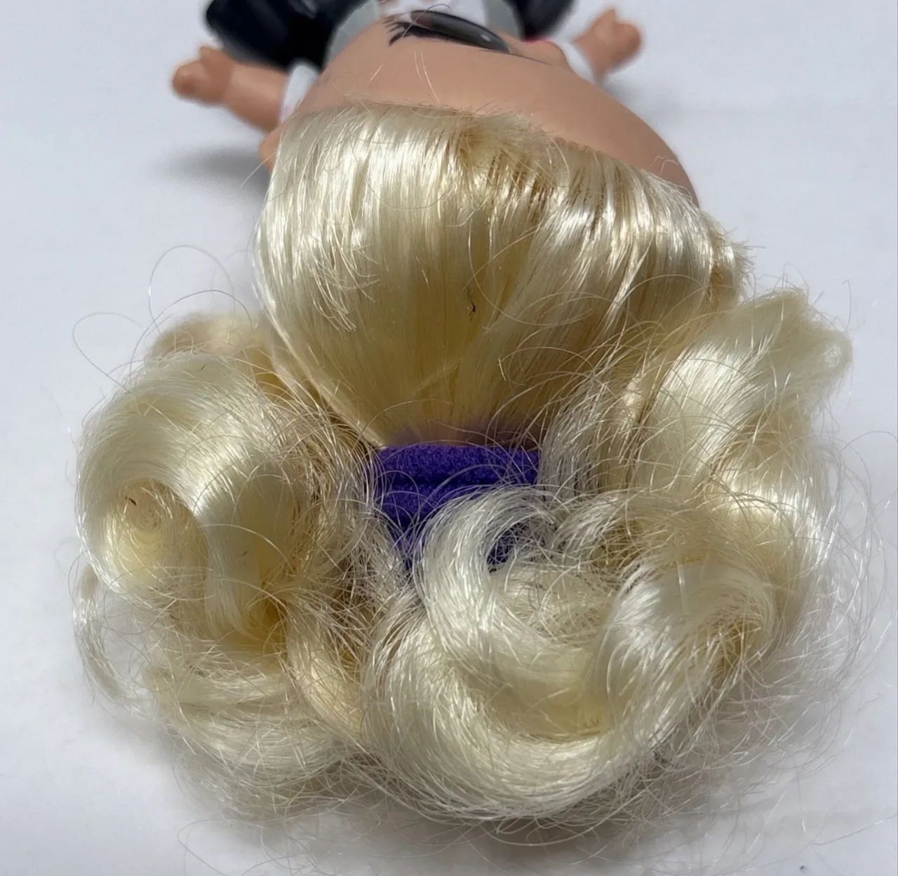 boneca lol surprise oops baby - Britney Spears - Foto 2