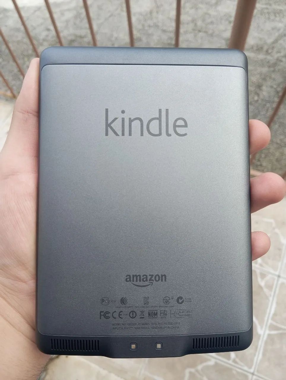 Vendo Lote de 3 Kindles Antigos - Foto 3