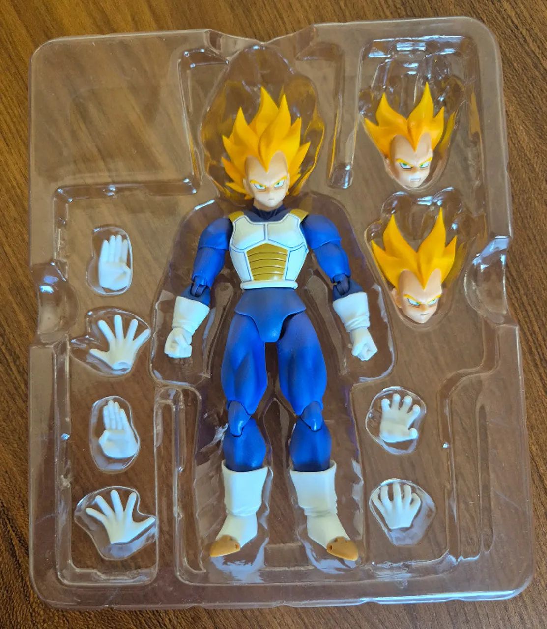 DBZ Vegeta SSJ - SHF S.H.Figuarts "Premium Color Edition" (Bandai Original) - Foto 4