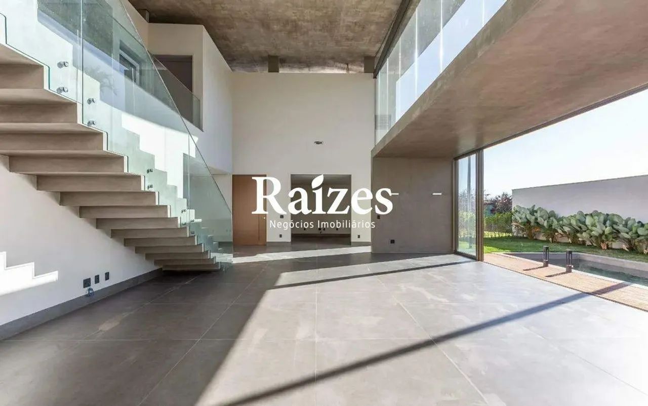 Casa sobrado em condomínio fechado com 4 suítes e lazer completo - Foto 3