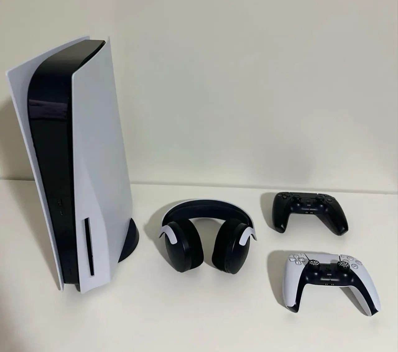 Ps5 Fat 825 gb com headset sony bluetooth e um controle 