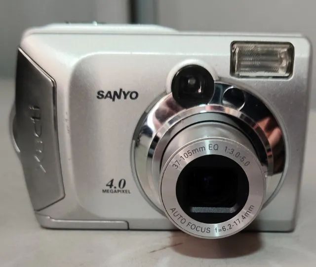 Câmera Digital Sanyo Dsc-s4 Ótimo Estado Funcionando