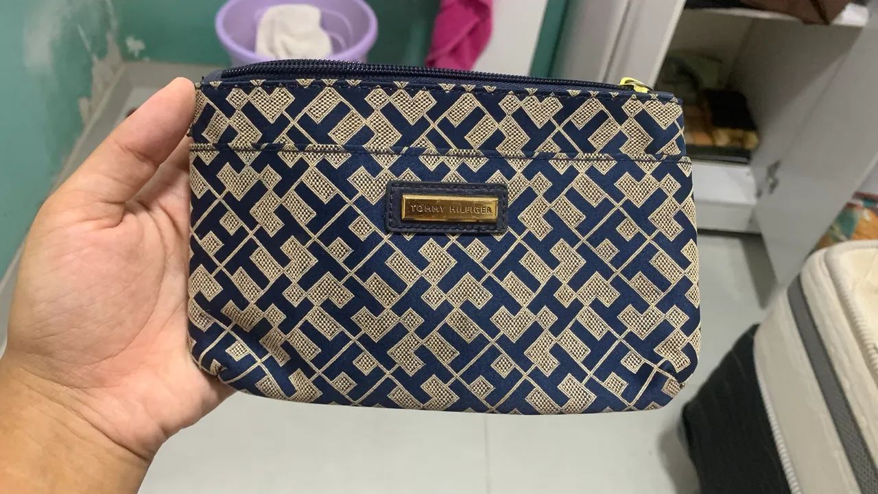 Bolsinha Tommy Hilfiger 