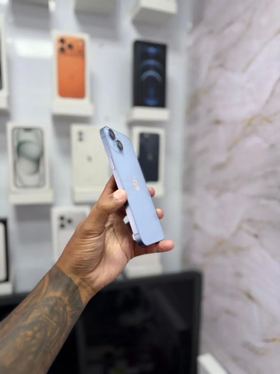 IPHONE 14 PLUS 128GB <br>R$ 2.699,00 - Foto 5