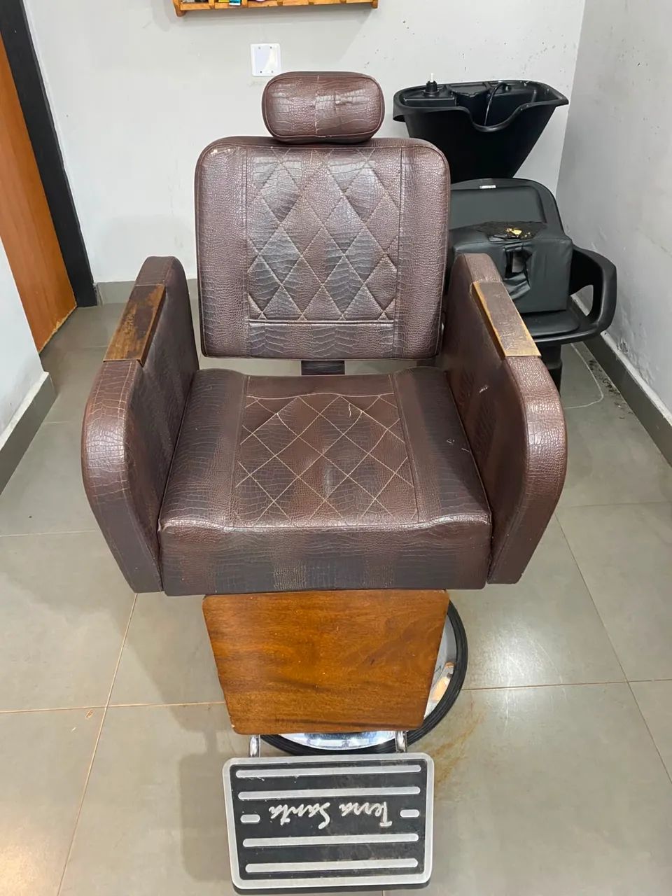 Cadeira de barbeiro  - Foto 2