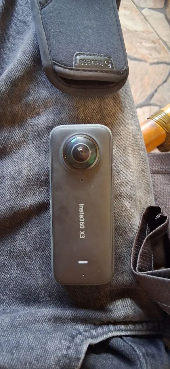 Câmera Insta360 com bastão de carbono  - Foto 2