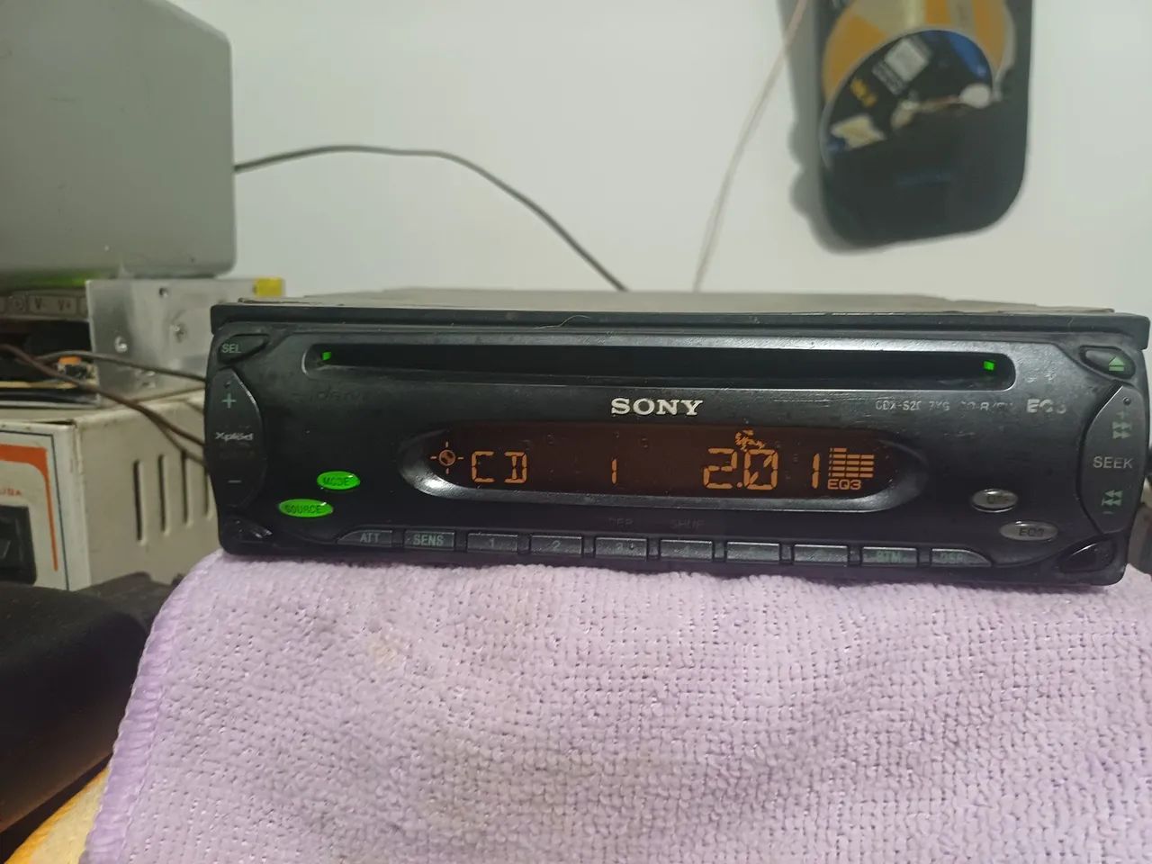 Sony cdx gt  S2007XG ( NÃO TEM USB NEM BLUETOOTH) - Foto 2